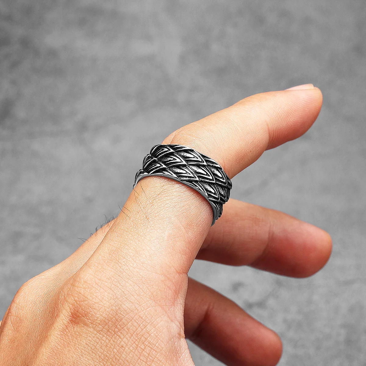 Unique Eagle Feather Men Rings - đánh giá và giá Vintage Fashion Newtown