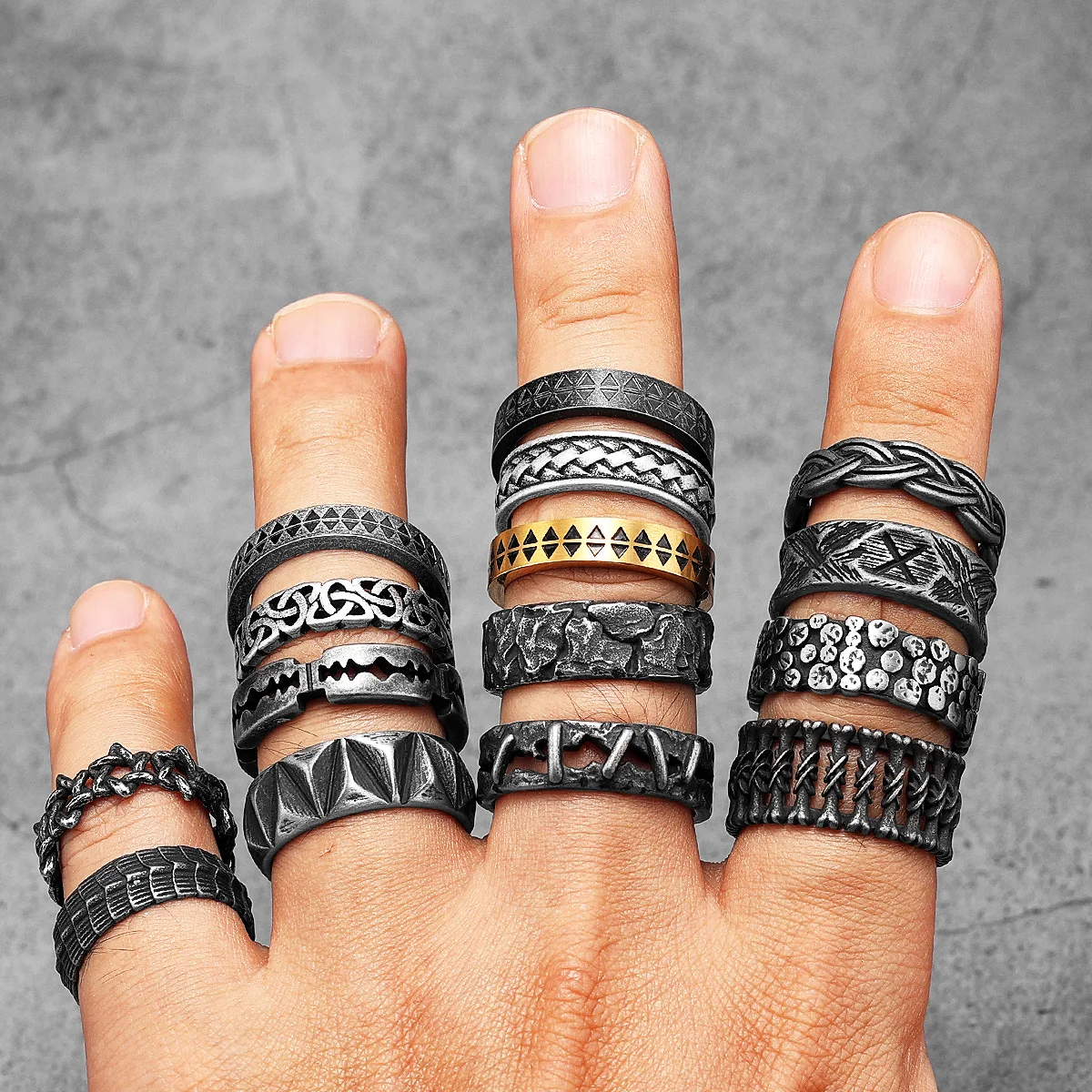 Minimalism Retro Viking Runes  - đánh giá và giá Vintage Fashion Newtown