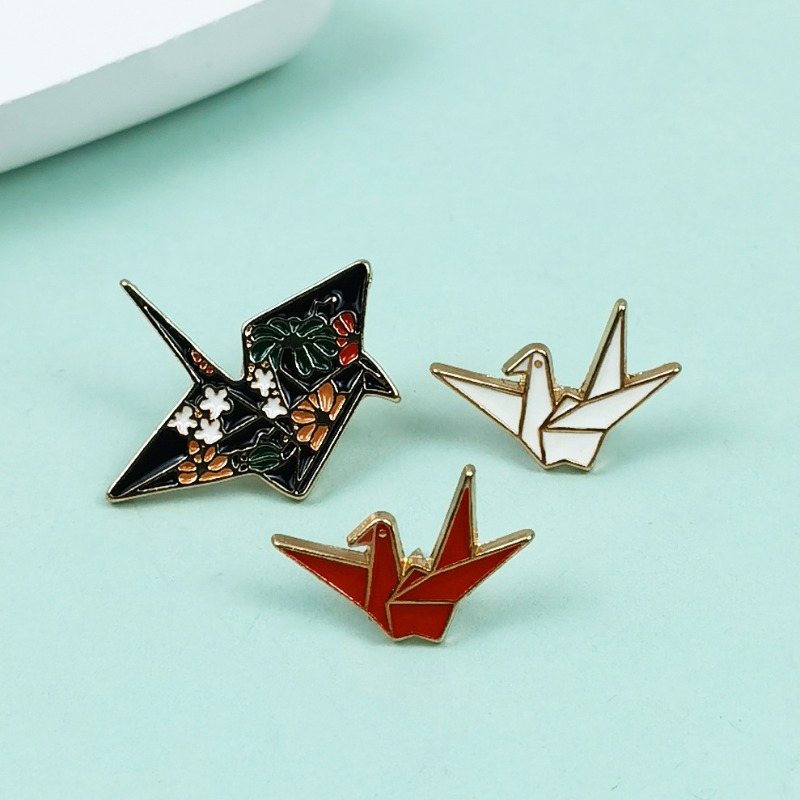 Creative Origami Crane Enamel  - đánh giá và giá Vintage Fashion Meaning