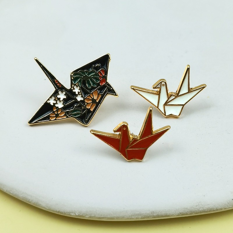Creative Origami Crane Enamel  - đánh giá và giá Vintage Fashion Meaning