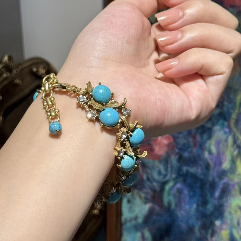 Vintage Natural Stone Turquois - đánh giá và giá Vintage Fashion Trends 2025