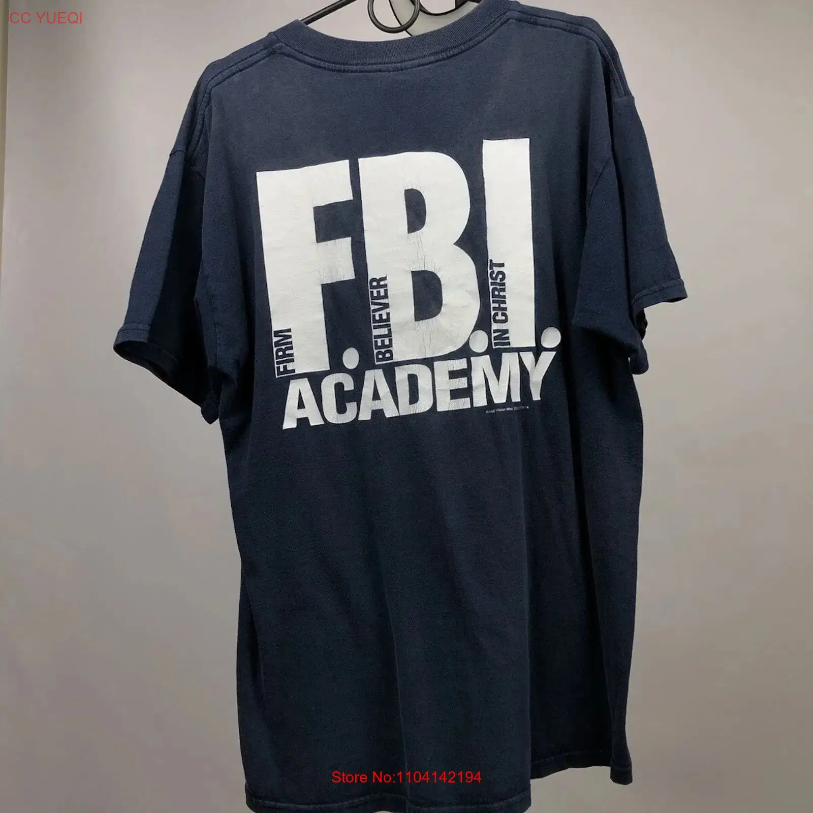 Vintage 80s FBI Academy Blue T - đánh giá và giá Vintage Fashion Archive