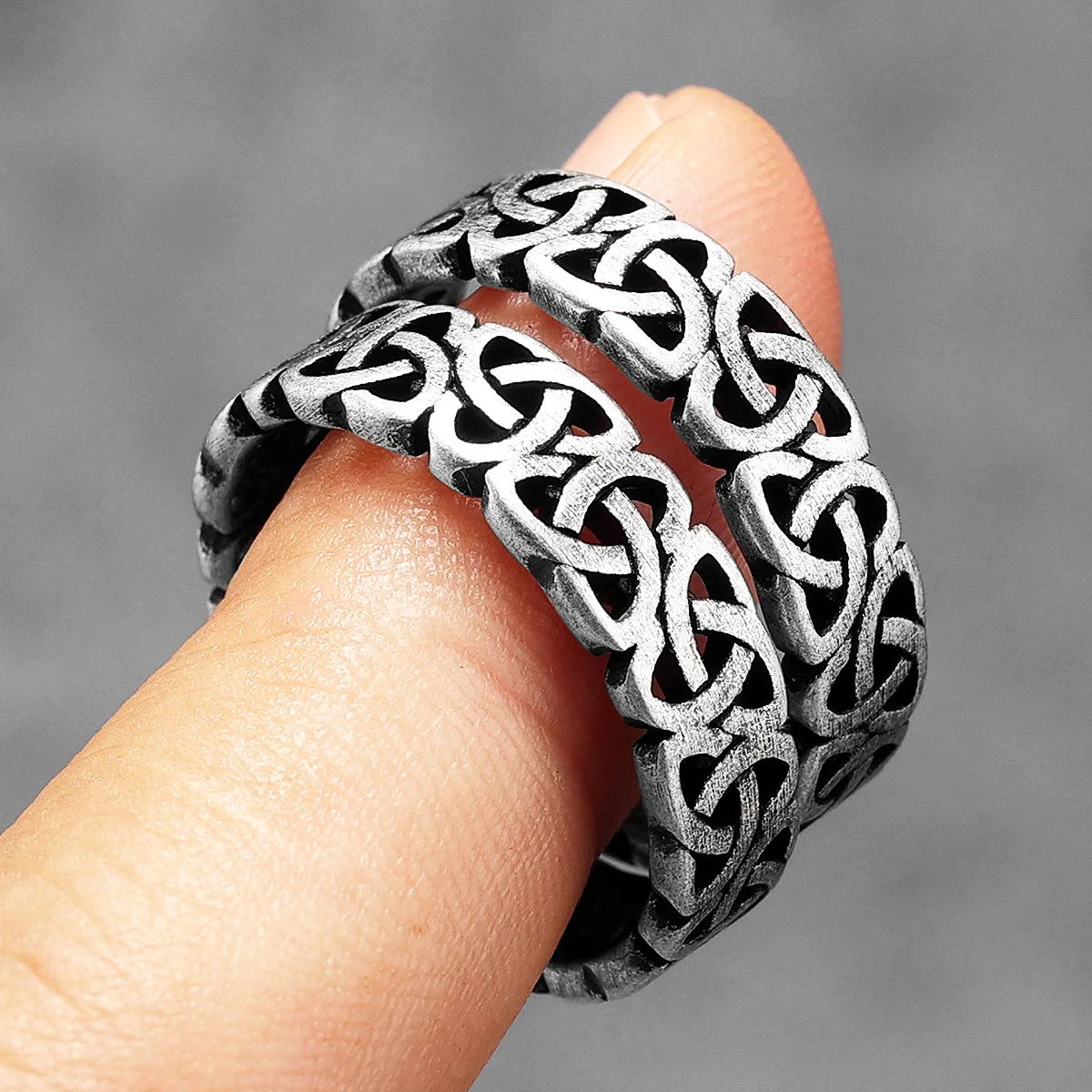 Hollow Celtic Knot Men Rings S - đánh giá và giá Vintage Fashion Newtown