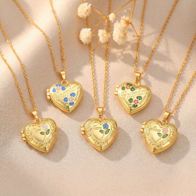 Vintage Heart Locket Necklace  - đánh giá và giá Vintage Fashion Meaning