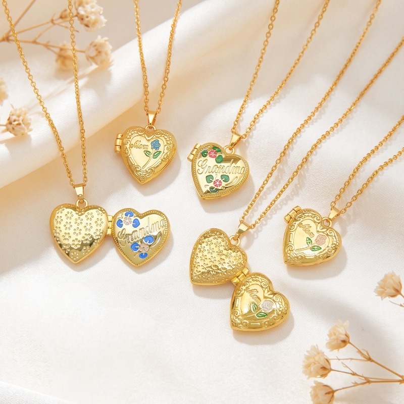 Vintage Heart Locket Necklace  - đánh giá và giá Vintage Fashion Meaning